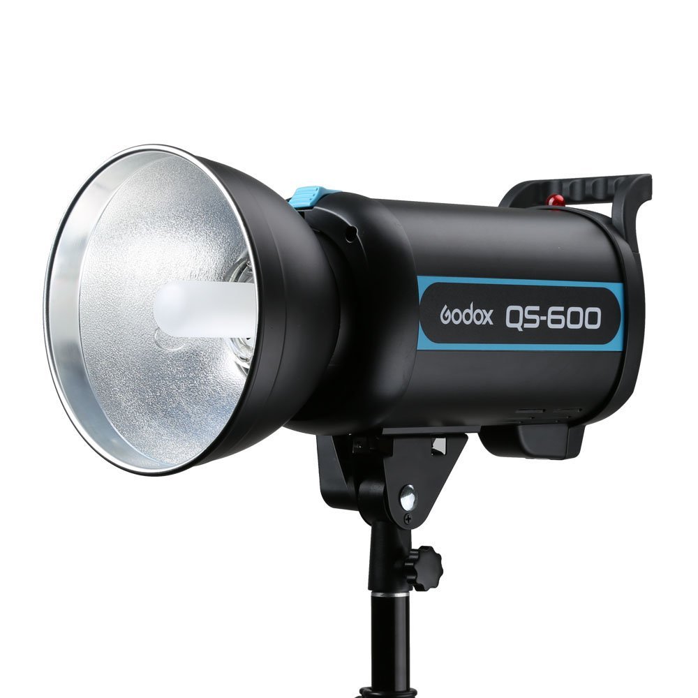 GODOX MONOTORCIA QS-600 II - 600 W/SEC. - NG 76