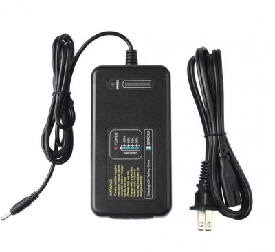 Caricabatteria C26 per batteria WB26 di AD600Pro Flash