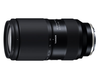 50-300mm F/4.5-6.3 Di III VC VXD per Sony E-Mount FF