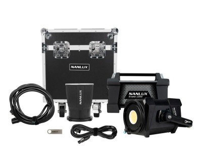 EVOKE 1200 Luce LED SPOT 1200W con Flight case
