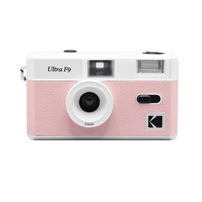 Camera analogica Ultra F9 Rosa con flash integrato