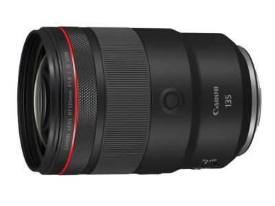 RF 135mm F1.8 L IS USM